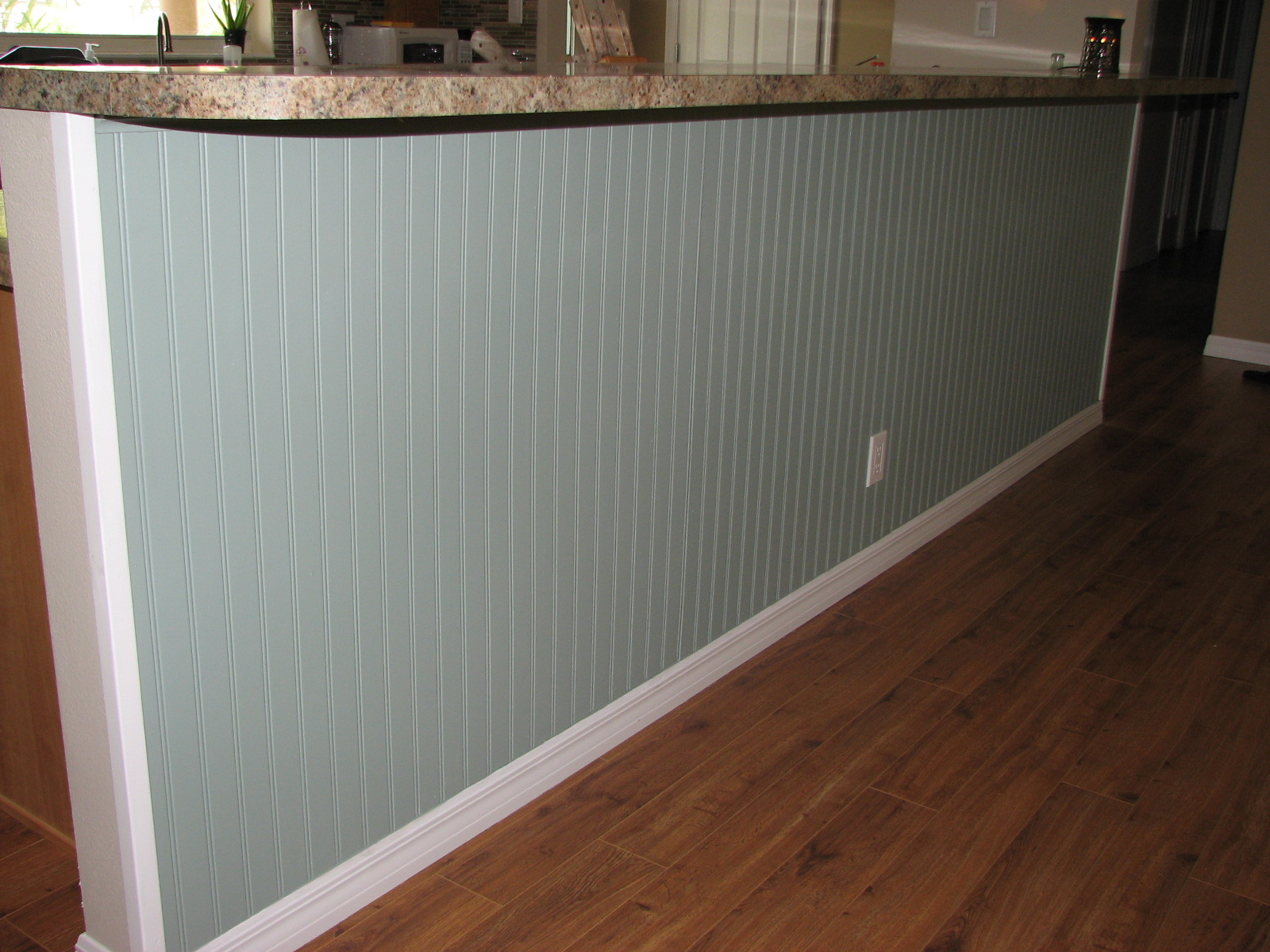 Beadboard Panel wallpaper in silver grey