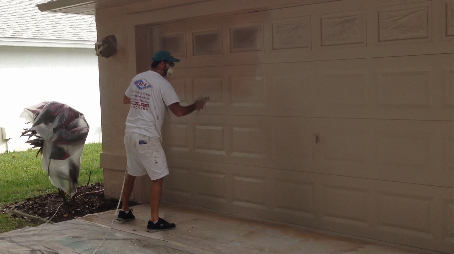 How To Paint A Garage Door Can I Paint My Garage Door