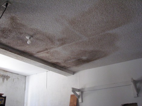 Melbourne Beach Water Stain Popcorn Ceiling